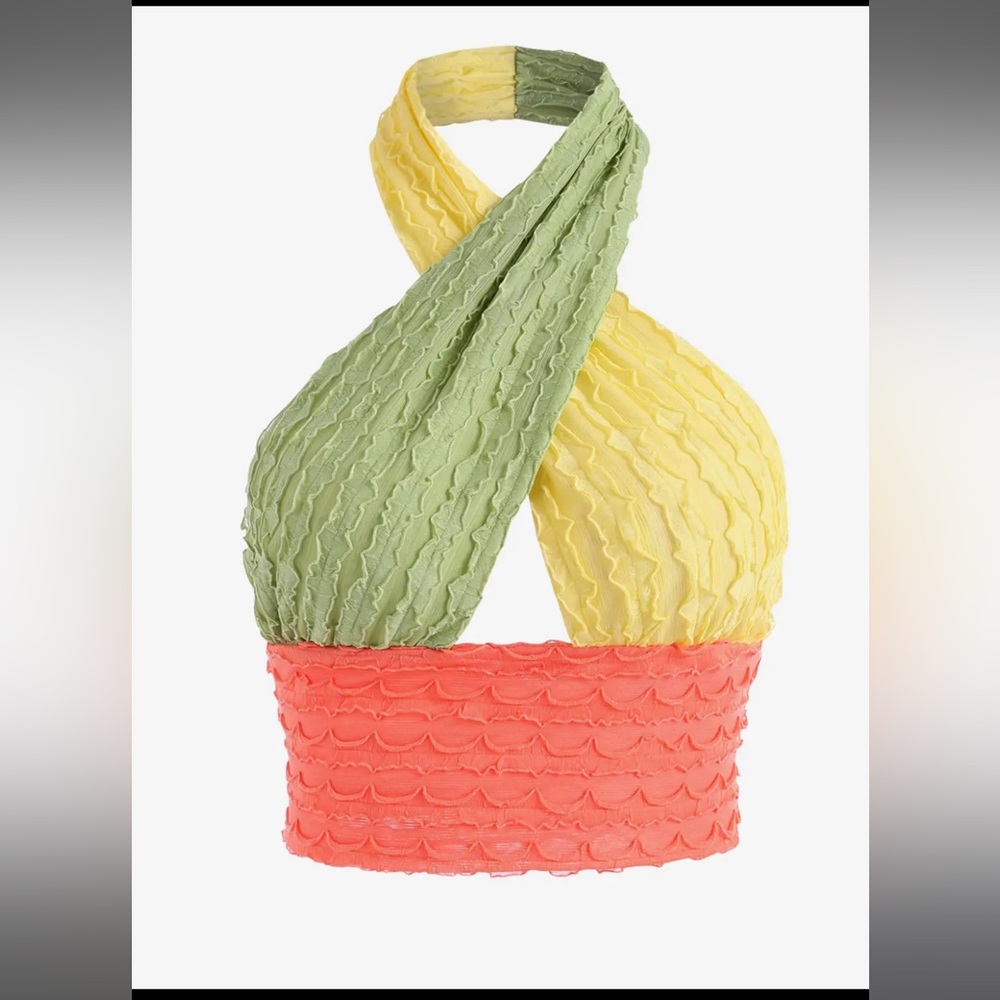 Multicolor halter top.